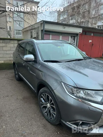 Mitsubishi Outlender 2.2 D Dizel 6+1 места, снимка 4 - Автомобили и джипове - 55457514