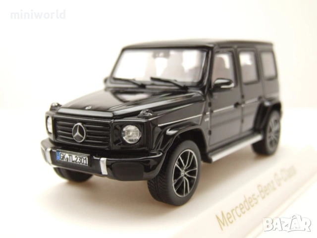 Mercedes-Benz G-Klasse 2025 - мащаб 1:43 на Norev моделът е нов в PVC дисплей-кейс
