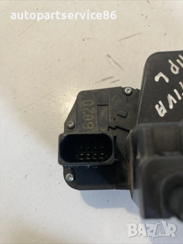 Механизъм за заключване за предна лява врата за Chevrolet Captiva 2.2 Vcdi (2012) A046818, снимка 3 - Части - 54620202
