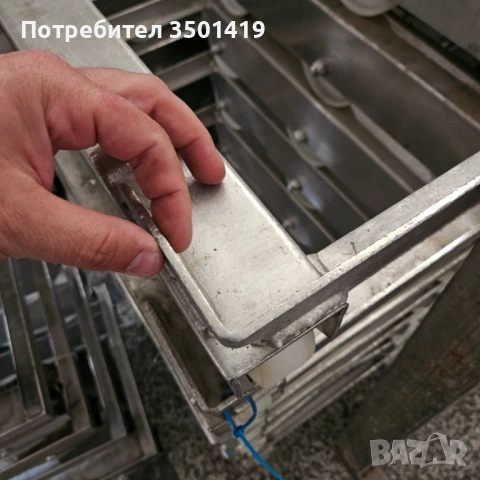 Индустриални колички за каси от нераждавейка с 6 бр. Полиамидни колела, снимка 2 - Оборудване за магазин - 54338822