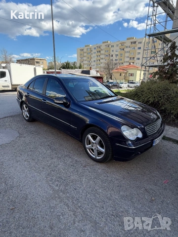 Продавам Mercedes-Benz C200 Kompressor Elegance, 2002 г., автоматик, газ/бензин., снимка 3 - Автомобили и джипове - 54146370