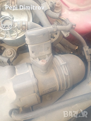 045906461 0281002318 Дебитомер за Volkswagen, Audi, Skoda с щепсел Bosch
