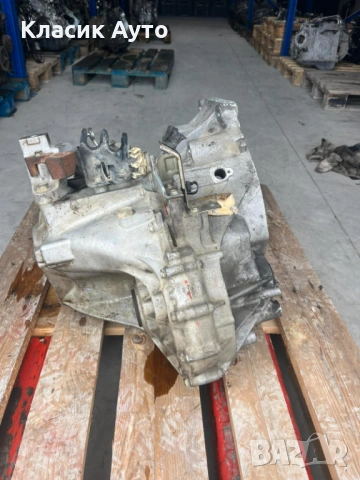 Скоростна Кутия MAZDA 5 2.0D 110к.с. 06г.-Ръчна 6ск., снимка 2 - Части - 54779379