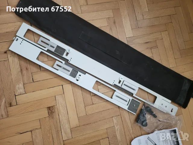 Неупотребяван джиг за вкопаване на панти на врати. 