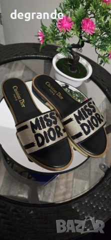  🩰Dior🩰 Prada🩰 Chanel 🩰Gucci 💫Дамски Чехли💫