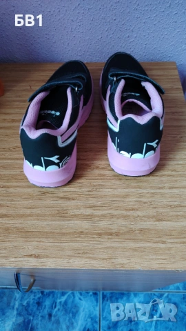 Детски маратонки DIADORA 32н, снимка 5 - Детски маратонки - 50355638