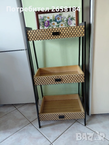 Етажерка от бамбук, вис.90см., снимка 2 - Етажерки - 54997562