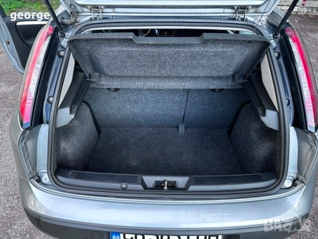 Fiat Punto 1.3 дизел Multijet Evo 95 к.с 2010 година, снимка 10 - Автомобили и джипове - 55104110