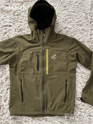 RevolutionRace Hiball Jacket -мъжко софтшел яке размер Л, снимка 3 - Спортни дрехи, екипи - 55685287