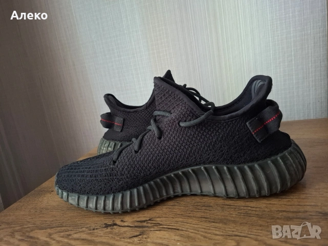 Adidas Yezzy Boost 350 V2 маратонки 43 номер. , снимка 13 - Маратонки - 54931286