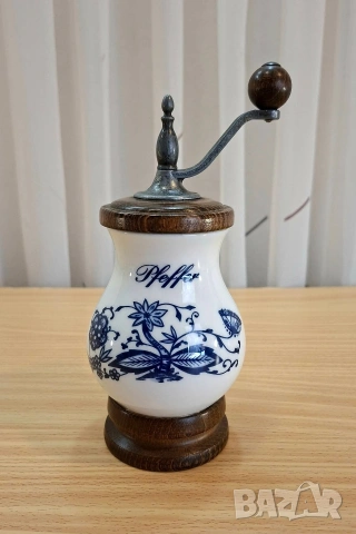 Комплект порцеланови съдове - Син Лук, снимка 2 - Други - 54562841
