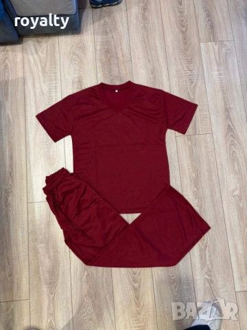 Нов Дамски Комплект Различни Цветове , снимка 2 - Спортни екипи - 53997996