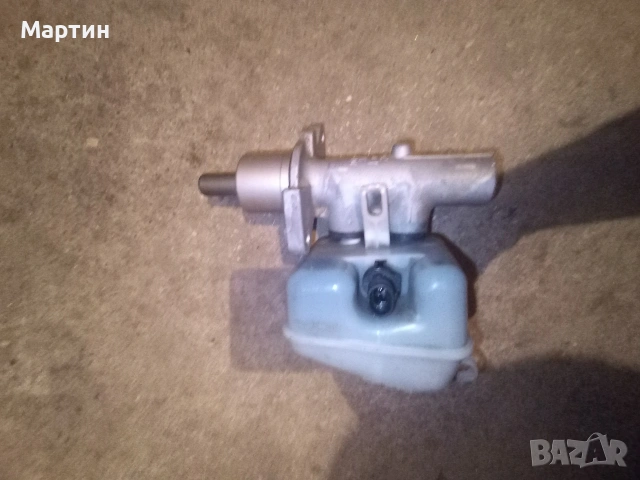 Спирачна помпа+казанчето за спирачното масло за Опел Астра Г G - бензин,1600 кубика - 101 к.с.