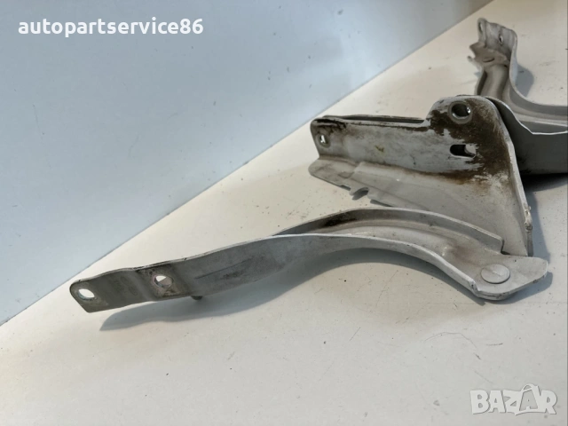 Панти за преден капак лява и дясна за Hyundai Santa Fe 2.2 CRDi (2020), снимка 2 - Части - 54343382