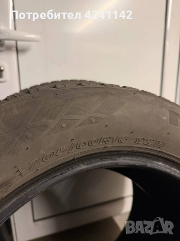 Зимни гуми Nexen 205/60/R16 92H / DOT 2022 - комплект 4 бр., снимка 3 - Гуми и джанти - 54310414