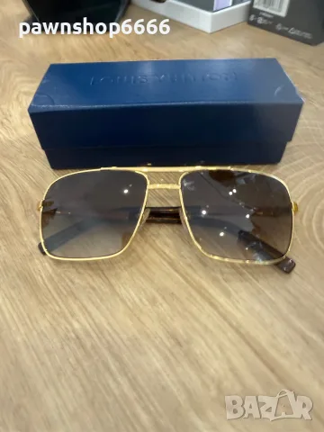 Оригинални мъжки слънчеви очила Louis Vuitton Attitude (Z0259U) – Златисти, снимка 5 - Слънчеви и диоптрични очила - 55693408