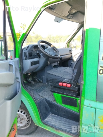 Mercedes Sprinter 208D, снимка 6 - Бусове и автобуси - 54842998