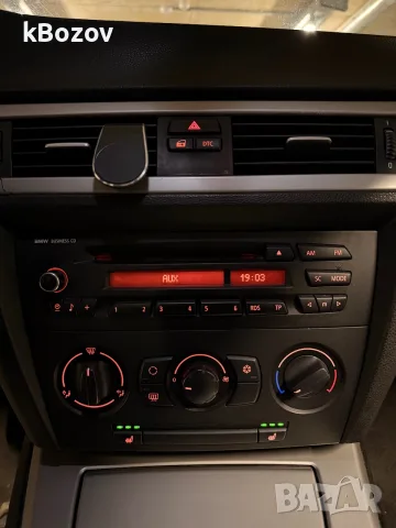Bmw e90 318i ръчка, снимка 16 - Автомобили и джипове - 55667560