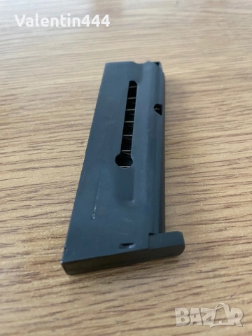 Пълнител за пистолет кал. 6,35мм, снимка 3 - Бойно оръжие - 53589550