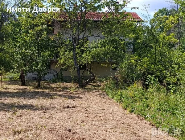 Здрава, масивна двуетажна къща с голям двор в Троянския Балкан -Троян, снимка 5 - Къщи - 55319873