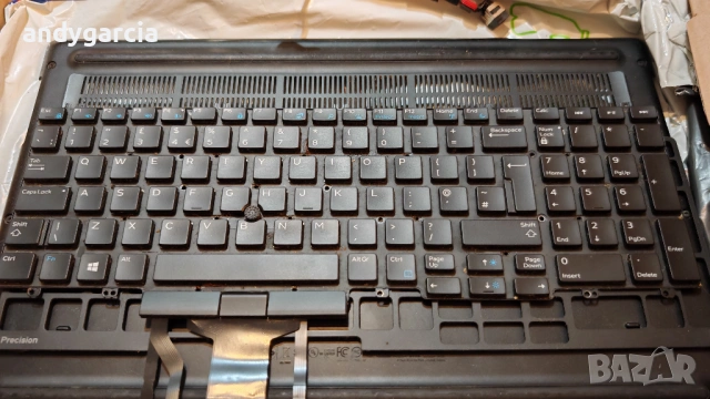 Dell Precision 7530 На части, наличното е описано, снимка 9 - Части за лаптопи - 53961106