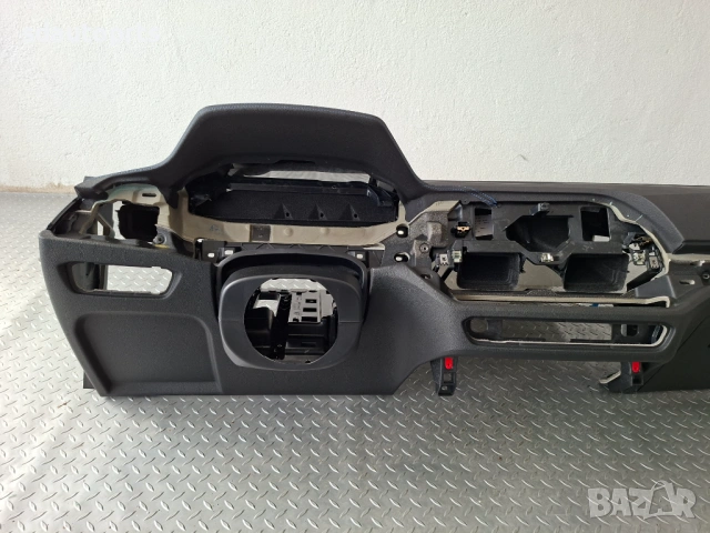 НОВО Оригинално Табло BMW G20 G21 G22 G23 G26 G42 G80 M3 M4 Черно Син Шев без HUD, снимка 7 - Части - 54073503