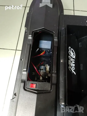 Лодка за захранка с GPS и Сонар JABO-5CG, снимка 11 - Стръв и захранки - 55314082