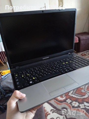 Samsung Series 3 laptop, снимка 3 - Лаптопи за дома - 54568522
