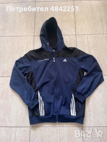 Лимитирано горнище на Adidas - Porsche design 