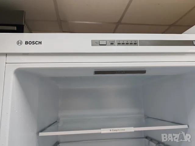 Като нов комбиниран хладилник с фризер Бош Bosch с 2 години гаранция! , снимка 9 - Хладилници - 55306154