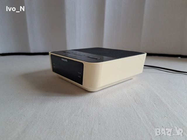 Радио часовник Philips AJ 3115., снимка 3 - Радиокасетофони, транзистори - 55264996