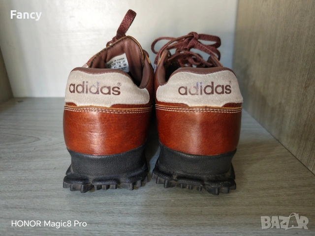Страхотни кожени маратонки Adidas Marathon 40 номер , снимка 5 - Маратонки - 55181938