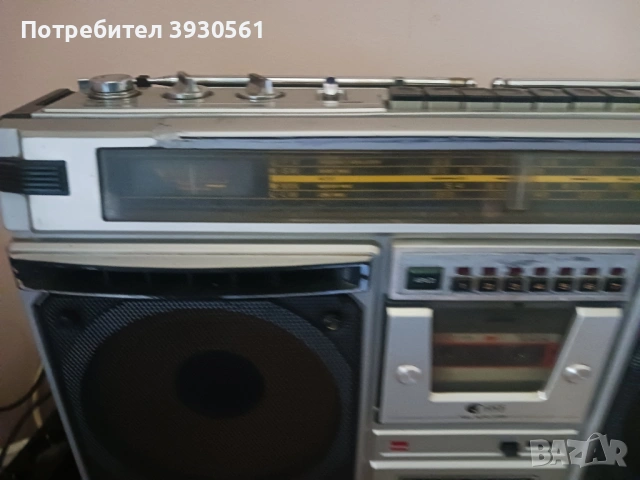 Радиокасетофон sharp gf 8585, снимка 2 - Радиокасетофони, транзистори - 54320666