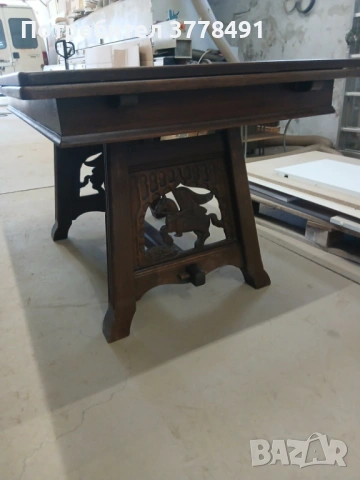 Старинна разтегателна маса изработена 1956 г., снимка 2 - Антикварни и старинни предмети - 54358952