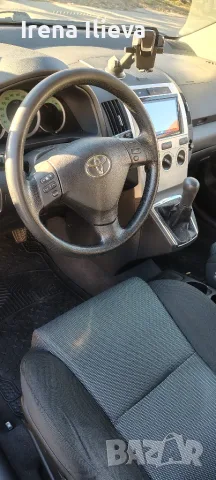 Продавам Toyota Corolla Verso, снимка 9 - Автомобили и джипове - 55425697