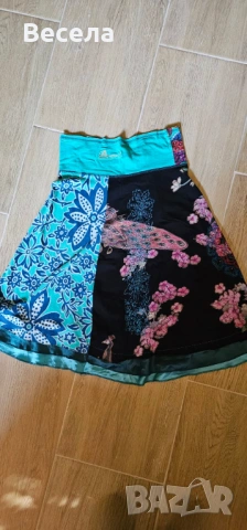 Дамска пола Desigual 2