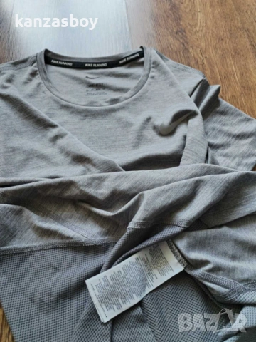 NIKE - страхотна дамска тениска XS КАТО НОВА , снимка 6 - Тениски - 54347310