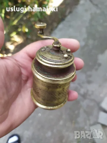 Стара бронзова мелнична за подправки/кафе, снимка 2 - Антикварни и старинни предмети - 55586092