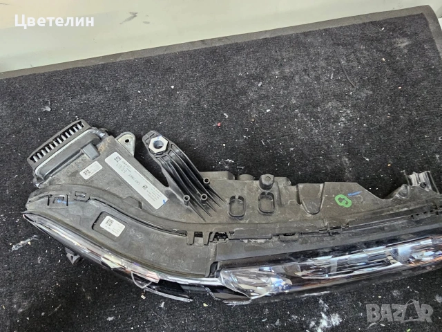 Десен фар BMW X7 G07 LCI dessn far бмв х7 г07, снимка 4 - Части - 54487736