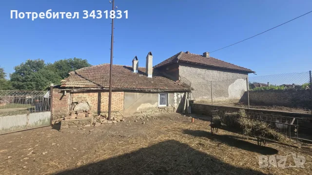 Голяма къща с голям двор в с. Долна Липница с кладенец, цена 55 000€, снимка 15 - Къщи - 55461875
