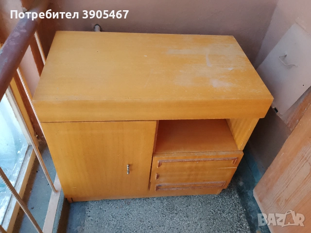 Здраво дървено шкафче, снимка 3 - Шкафове - 55241373