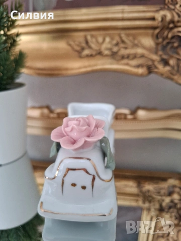 Порцеланова миниатюра- кола, снимка 3 - Статуетки - 54172230