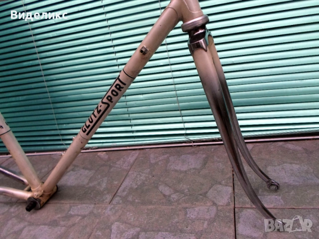 Ретро шосейна рамка/52 размер/, снимка 2 - Части за велосипеди - 54241586