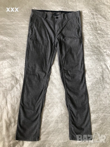 Hugo Boss мъжки панталон, снимка 2 - Панталони - 54487083