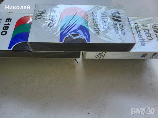 vhs video dragor , снимка 3 - Плейъри, домашно кино, прожектори - 54986046