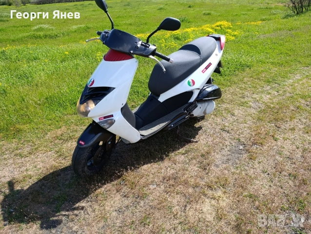 Aprilia 300cc, снимка 4 - Мотоциклети и мототехника - 54641934