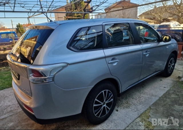 Mitsubishi Outlander 3 -2.2DI-D 150кс-2010г, снимка 4 - Части - 54423291