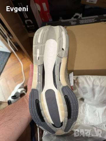 Adidas Ultraboost Light , снимка 5 - Маратонки - 55252075