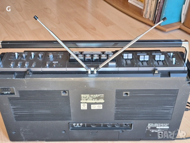 Стерео радиокасетофон Sharp GF-9191HB. Като нов., снимка 6 - Радиокасетофони, транзистори - 54899050