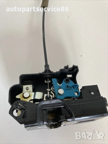 Заключващ механизъм на предна дясна врата за Vauxhall Antara 2.0 CDTi (2010), снимка 2 - Части - 54971857